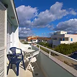 Apartment Mir *