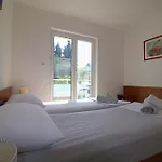 Apartment Mir *