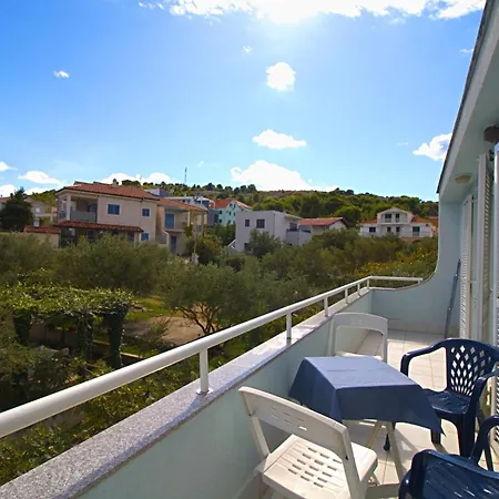 Mir Apartmán Murter