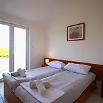 Apartment Mir