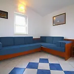 Apartment Mir *